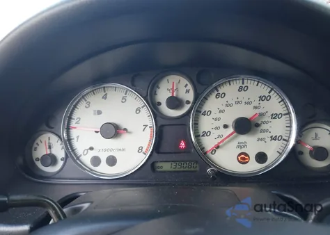 2001 Mazda Mx-5 Miata Ls/Special Edition z USA, uszkodzony, nr VIN JM1NB353010203783